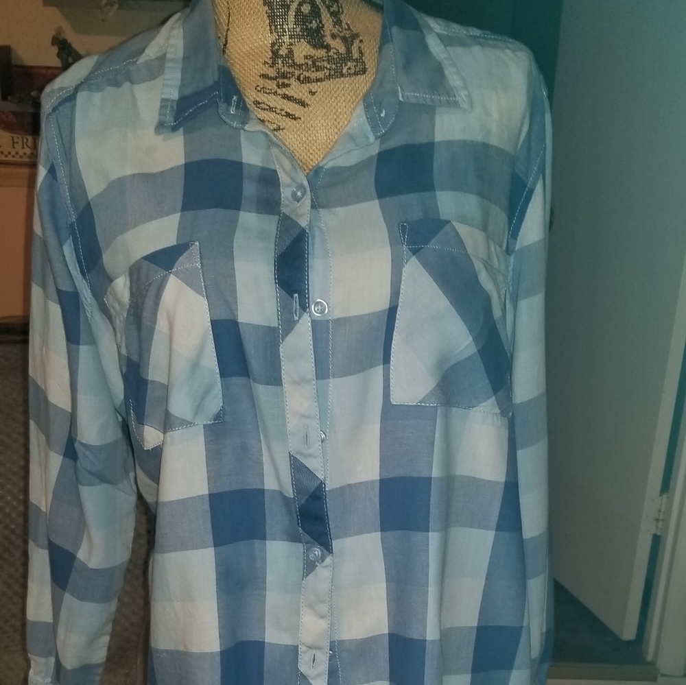 Woman's Blue window pane plaid shirt XL